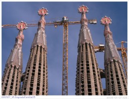 080107_18.SagradaFamilia03